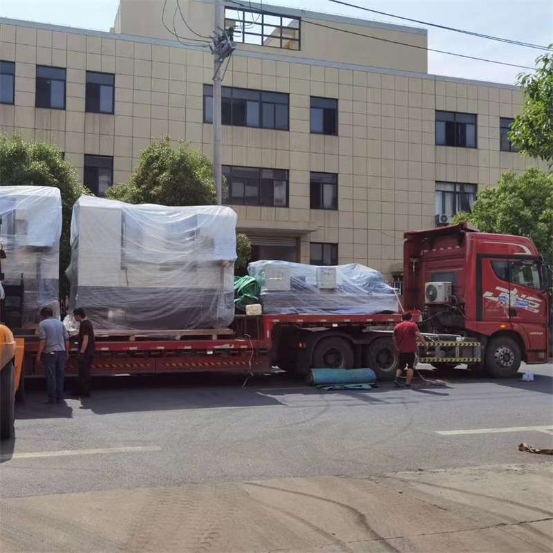 定城镇新干县物流：多元服务与高效运输之路